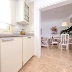 Vakantiehuis Casa Albi - Shared Pool With Bbq By Lanzarote Playa Blanca (Lanzarote)