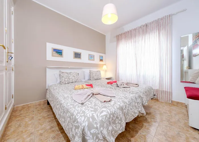 Casa Albi - Shared Pool With Bbq By Lanzarote Holiday home Playa Blanca (Lanzarote)