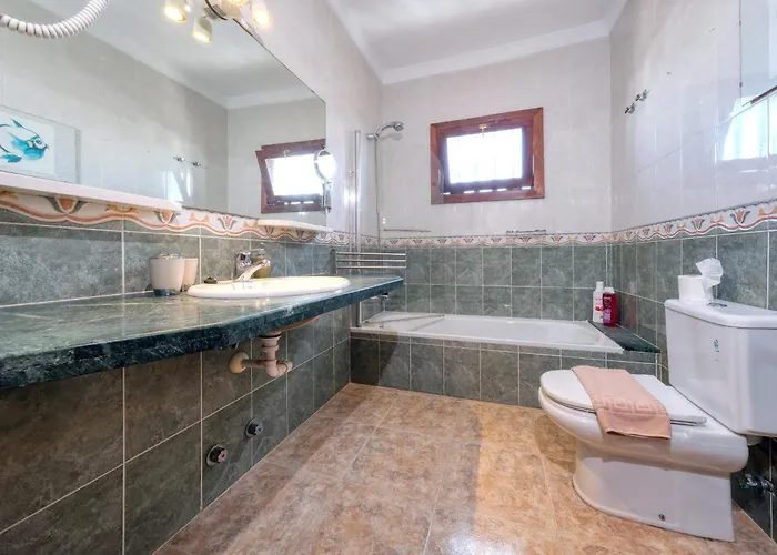 Casa Albi - Shared Pool With Bbq By Lanzarote Playa Blanca (Lanzarote)