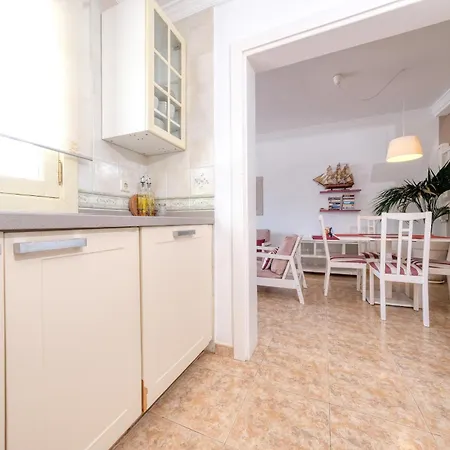 Semesterbostad Casa Albi - Shared Pool With Bbq By Lanzarote Playa Blanca (Lanzarote)
